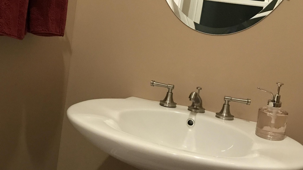 Photo of Bathroom in Dundee-Happy Hollow Historic District