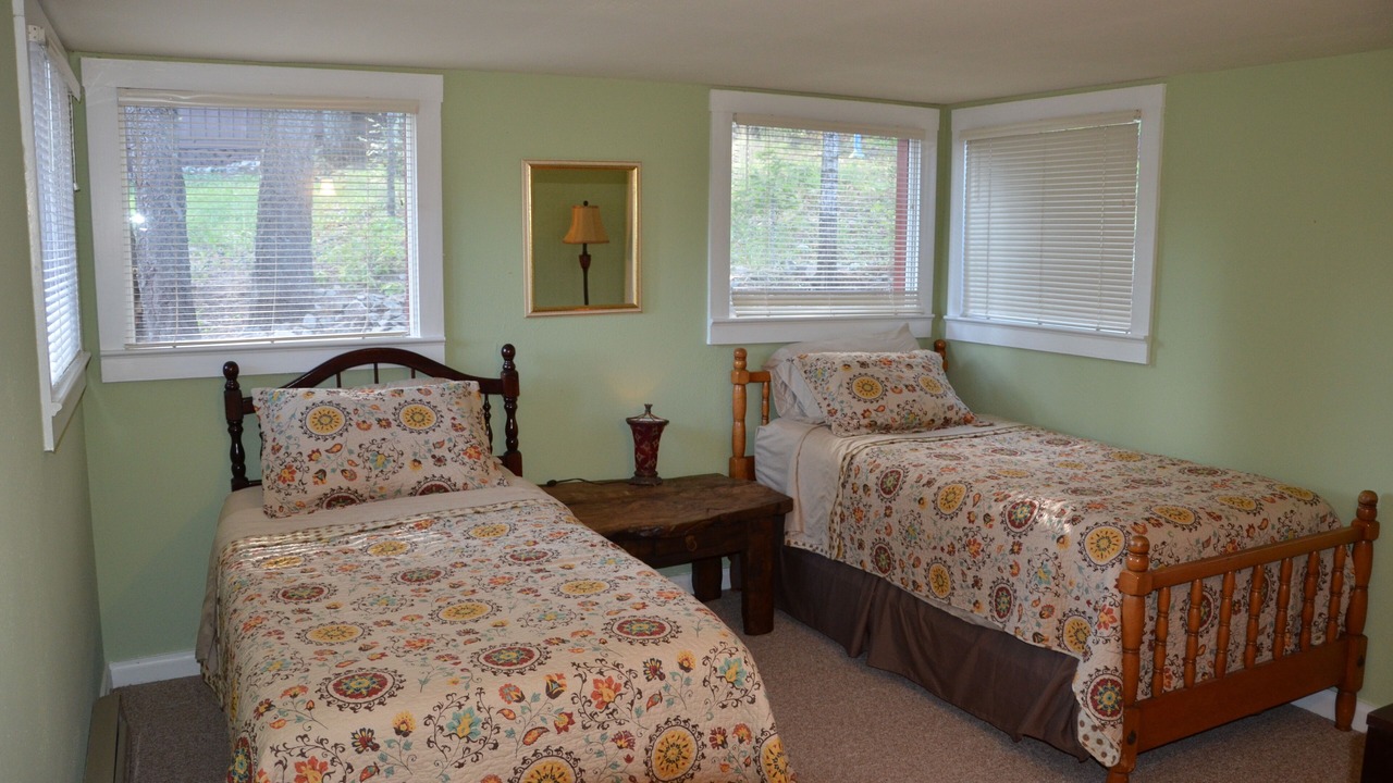 Photo of Bedroom in Cloudcroft