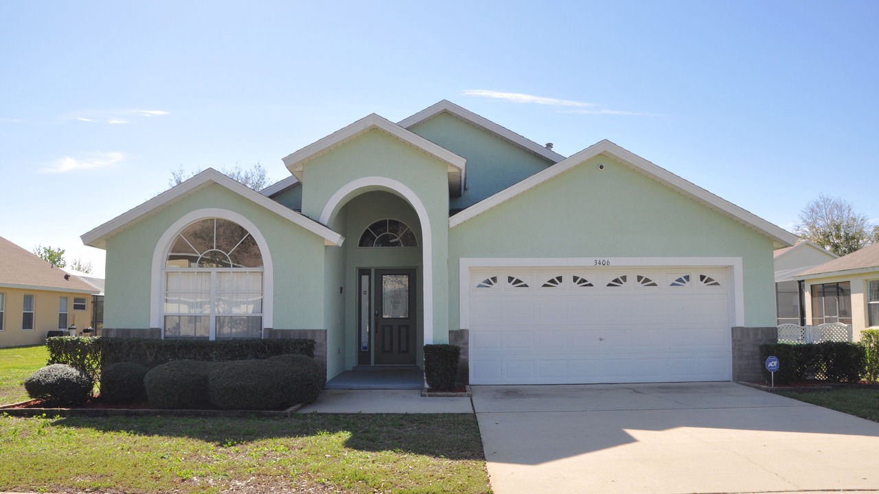 Photo of Outdoor in Orange Tree