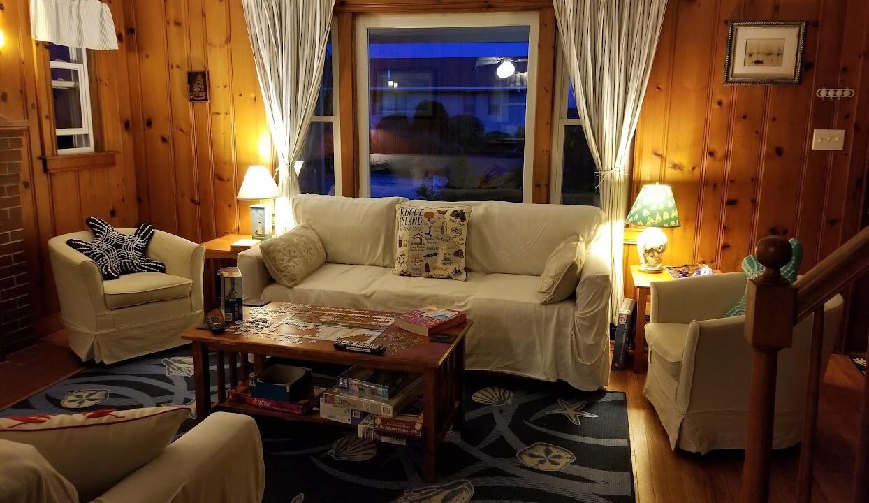 Photo of Livingroom in Eastward Look