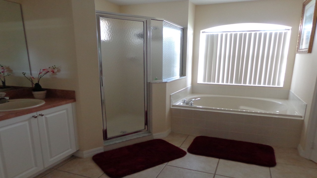 Photo of Bathroom in Tuscan Ridge