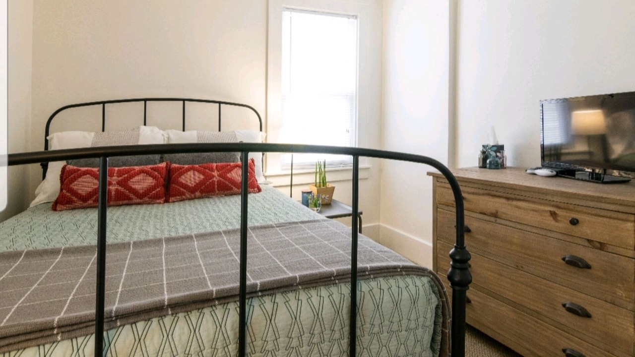Photo of Bedroom in Royal Oak