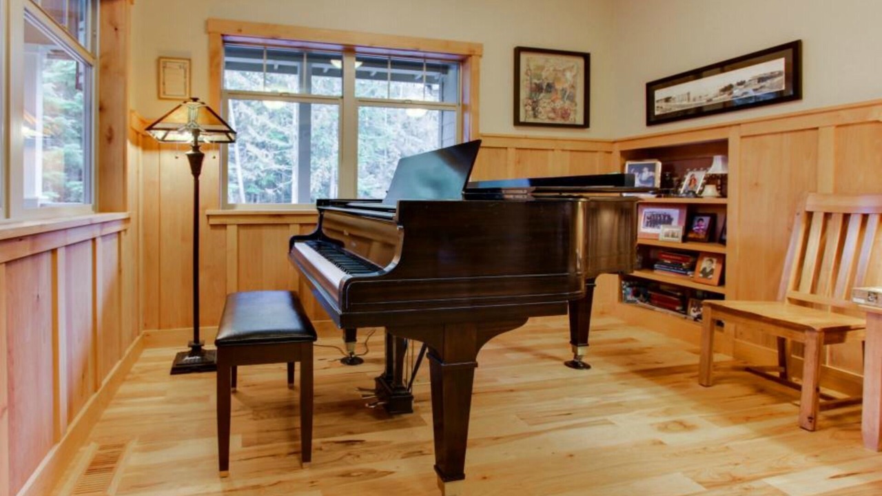 Photo of Bedroom in Port Angeles