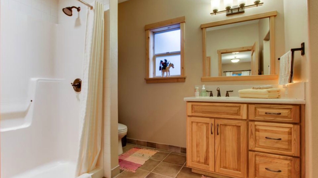 Photo of Bedroom in Port Angeles