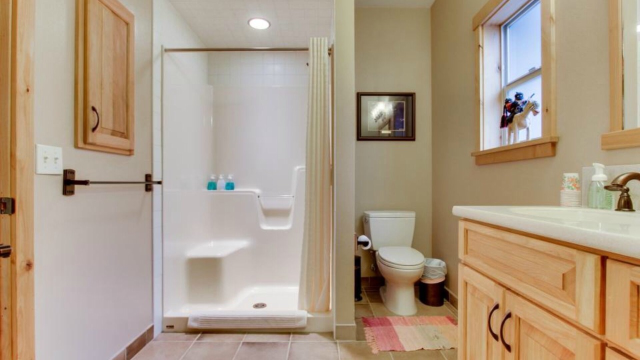 Photo of Bedroom in Port Angeles