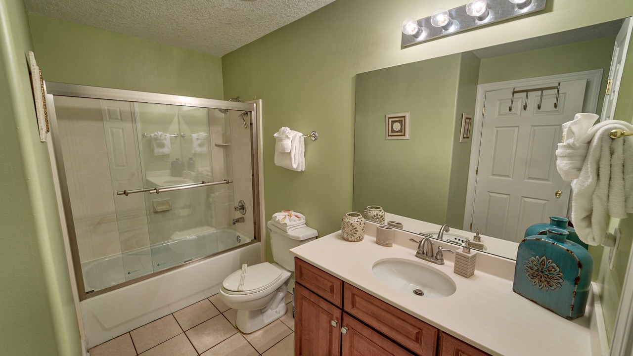 Photo of Bathroom in Long Beach