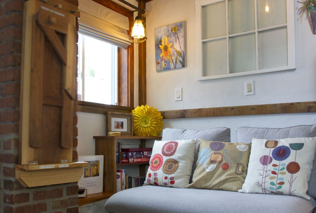 Photo of Livingroom in Stony Run