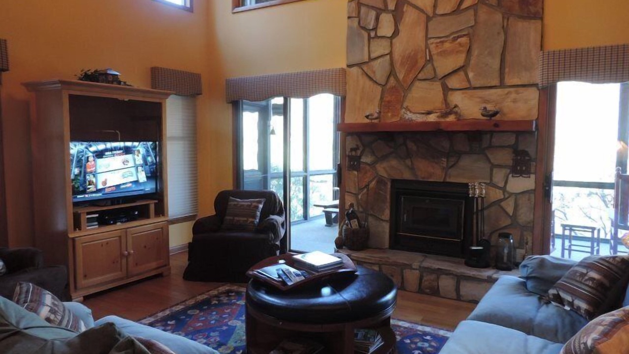 Photo of Bedroom in Ellijay