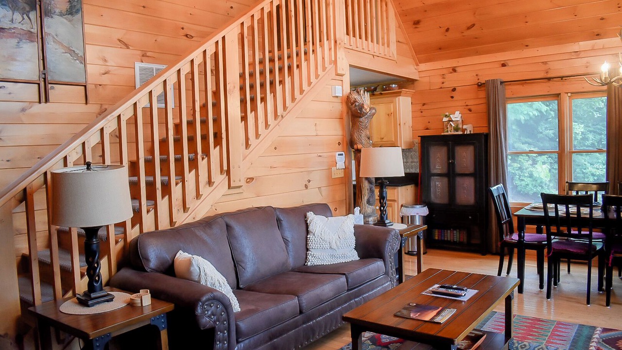 Photo of Livingroom in Black Bear Falls