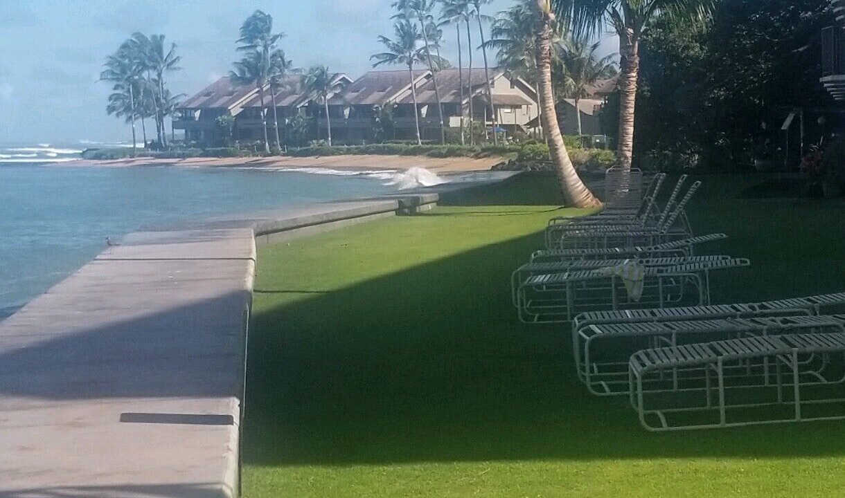 Photo of Others in Kahana