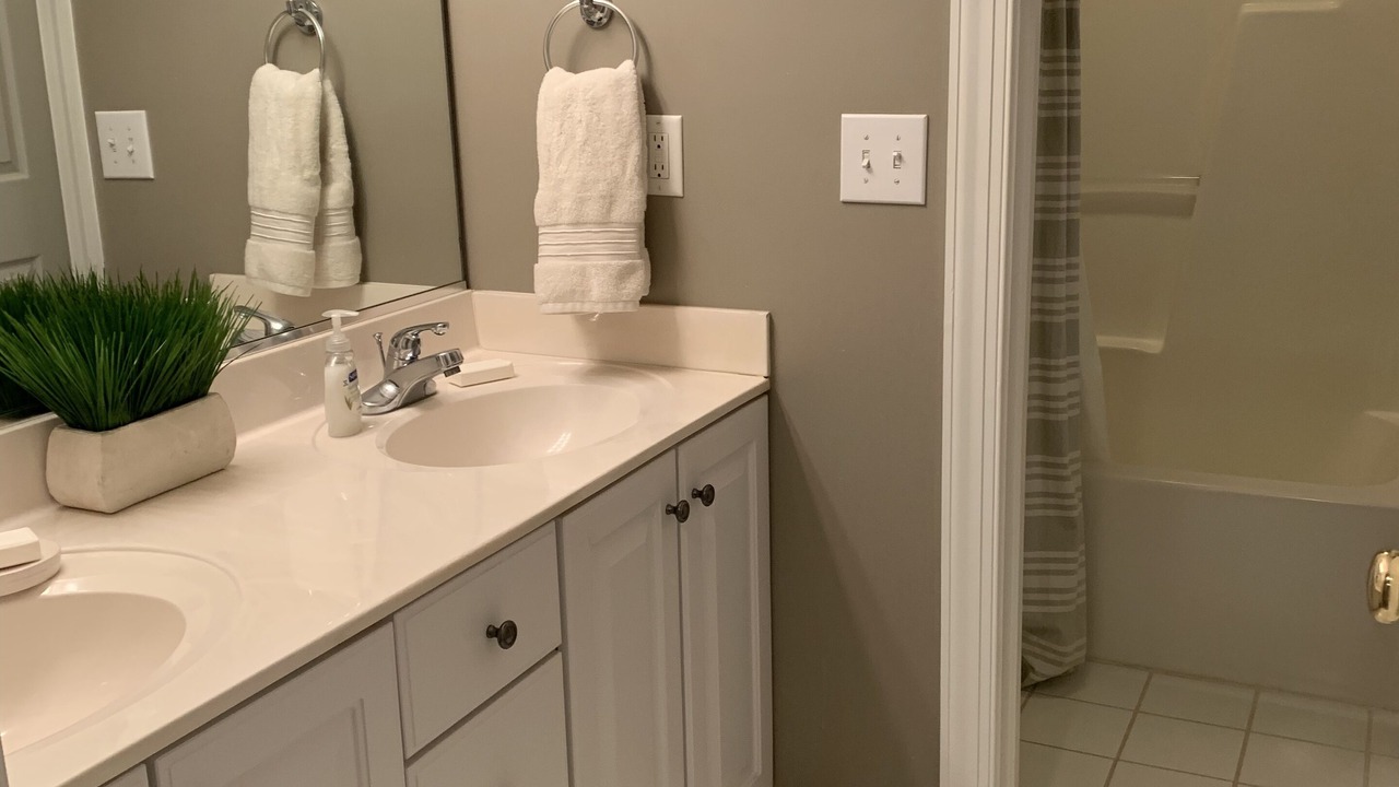 Photo of Bathroom in Jamestown