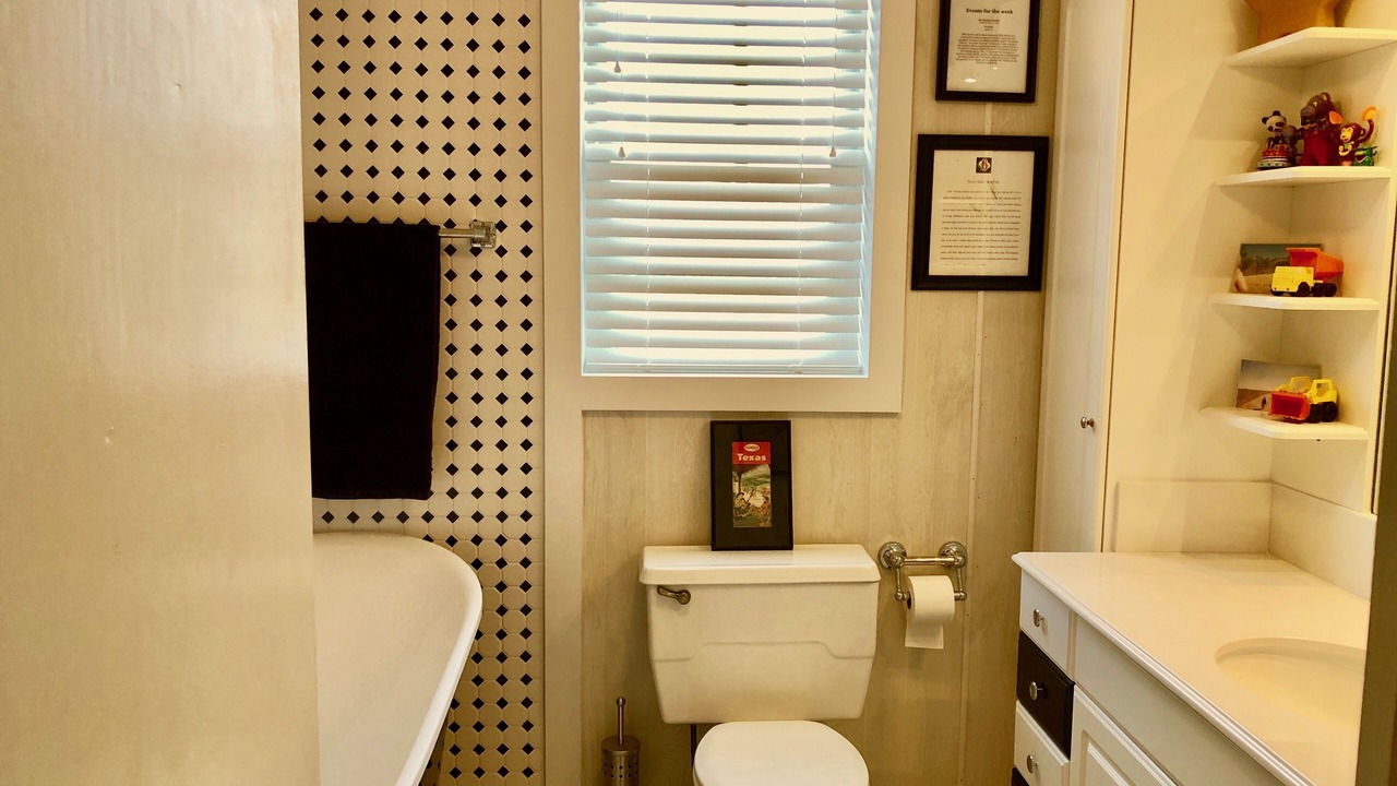 Photo of Bathroom in Mineral Wells