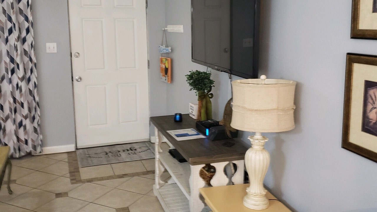 Photo of Livingroom in Fort Walton Beach