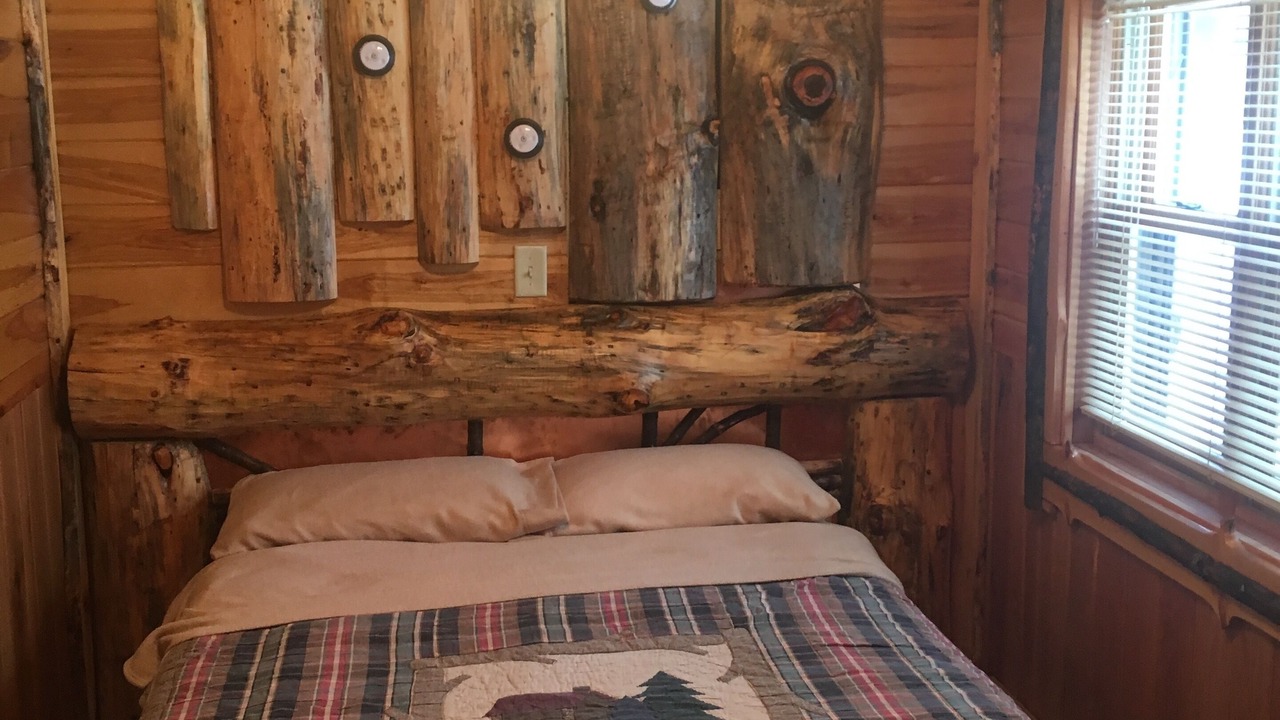 Photo of Bedroom in Cable