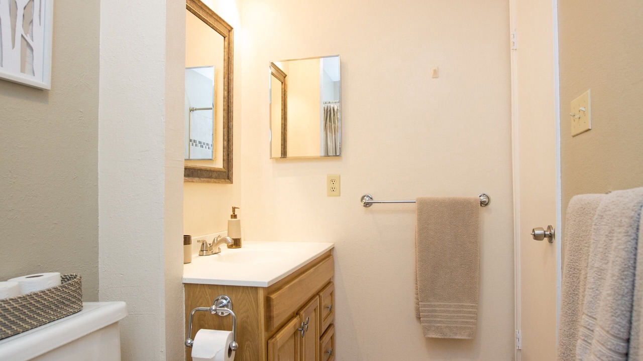 Photo of Bathroom in Park East