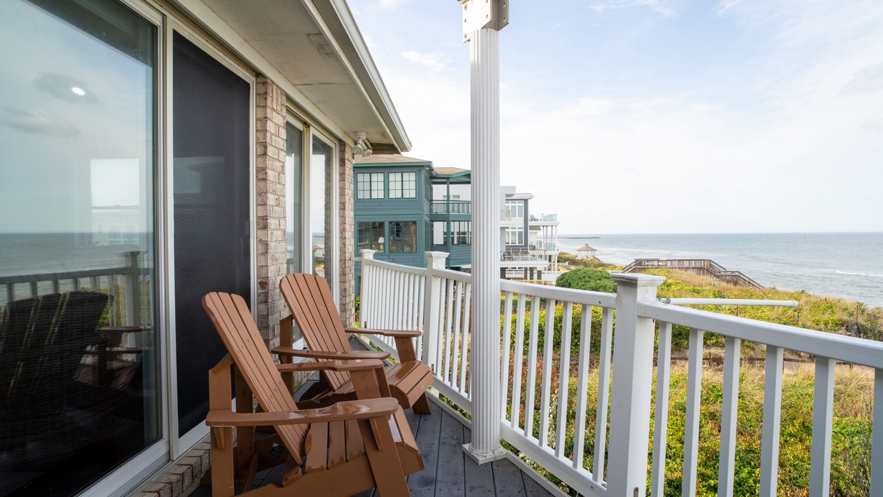 Photo of Patio Balcony in Croatan Beach