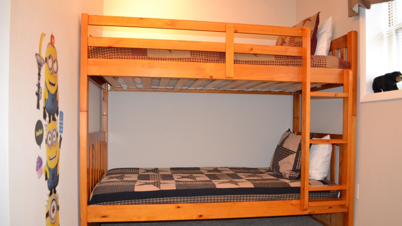 Photo of Bedroom in Massanutten