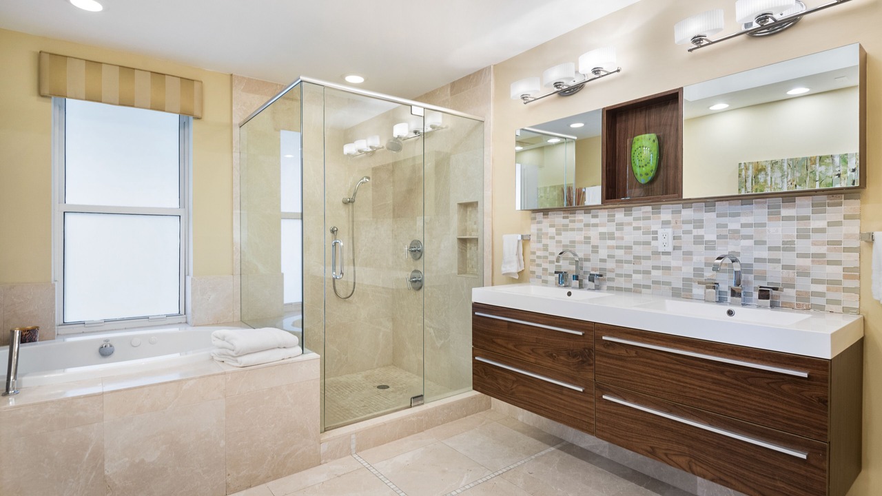 Photo of Bathroom in Central Beach
