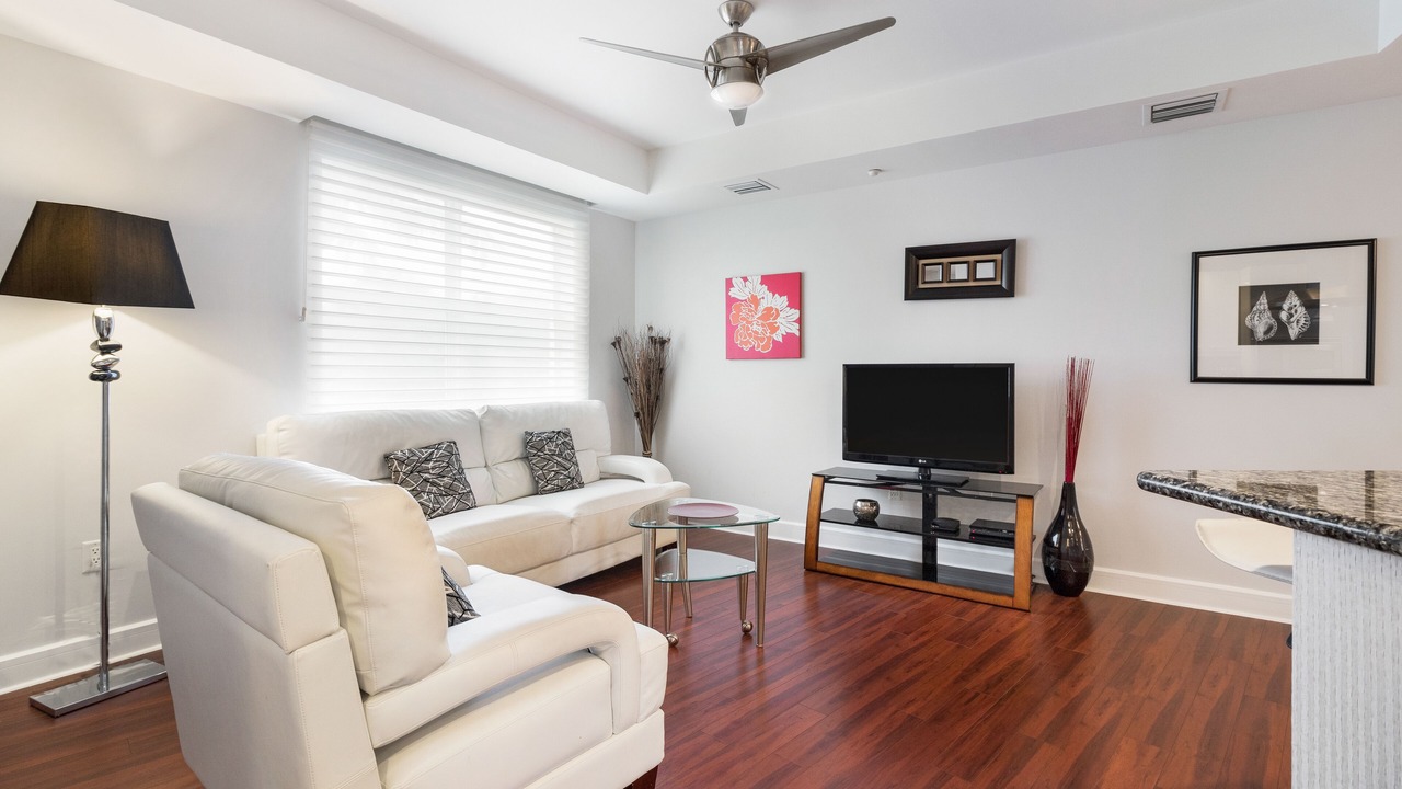 Photo of Livingroom in Central Beach