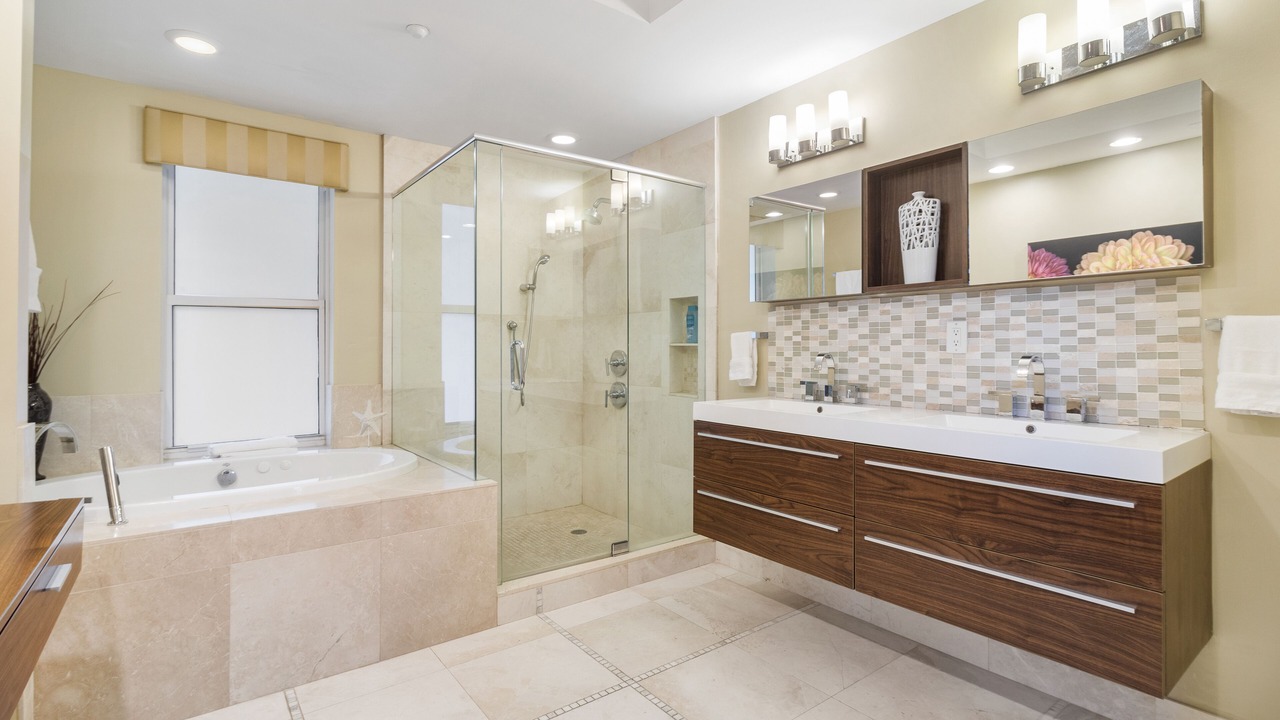 Photo of Bathroom in Central Beach