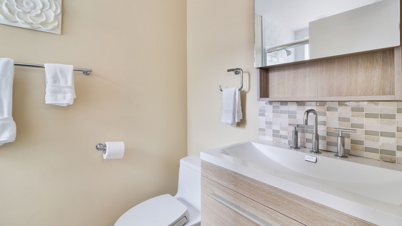 Photo of Bathroom in Central Beach