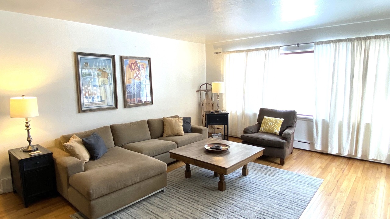 Photo of Livingroom in Glenwood Springs