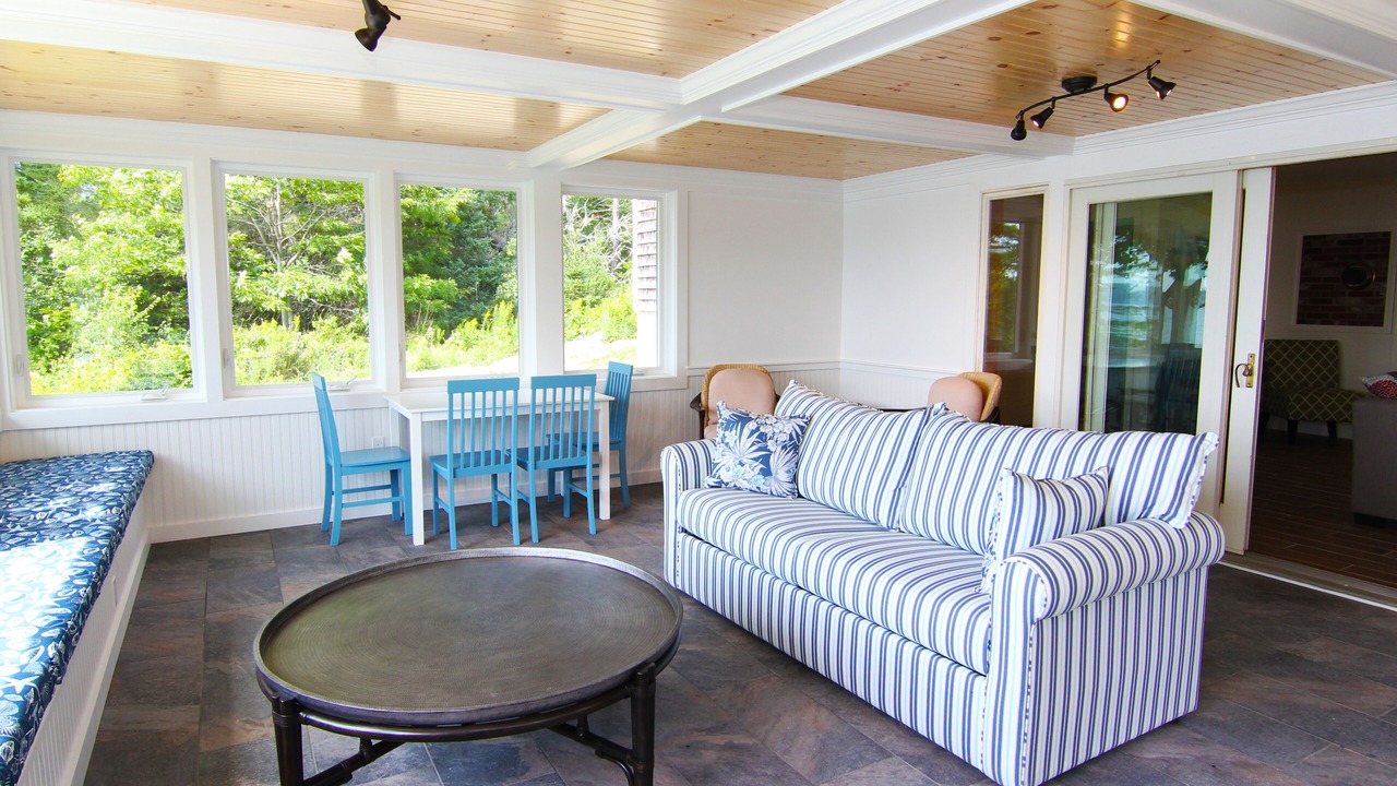 Photo of Livingroom in Trenton