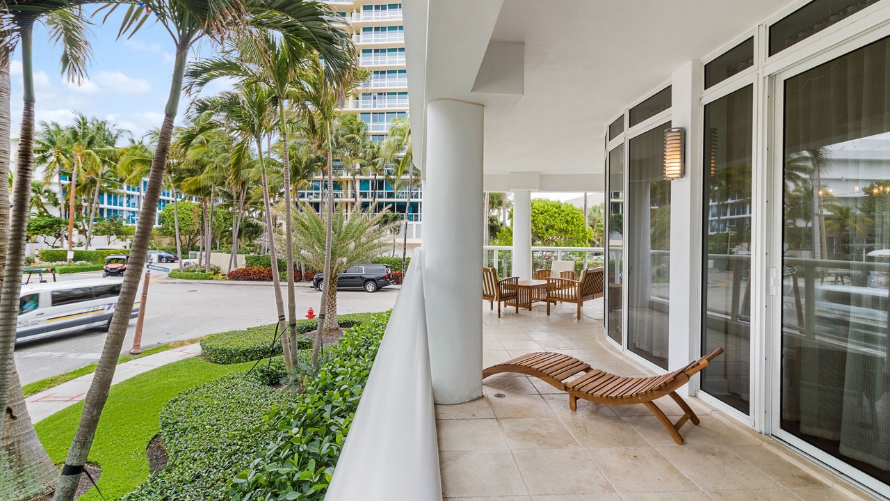 Photo of Patio Balcony in Central Beach