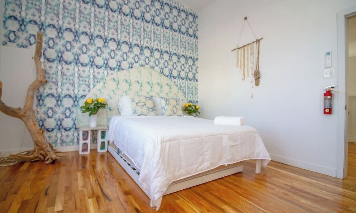 Photo of Bedroom in Queens