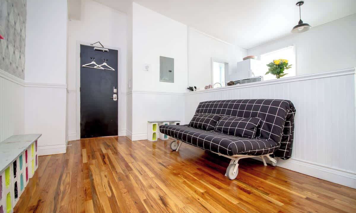 Photo of Livingroom in Queens