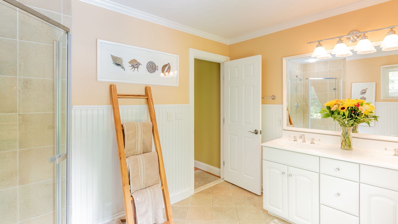 Photo of Bathroom in Sagaponack