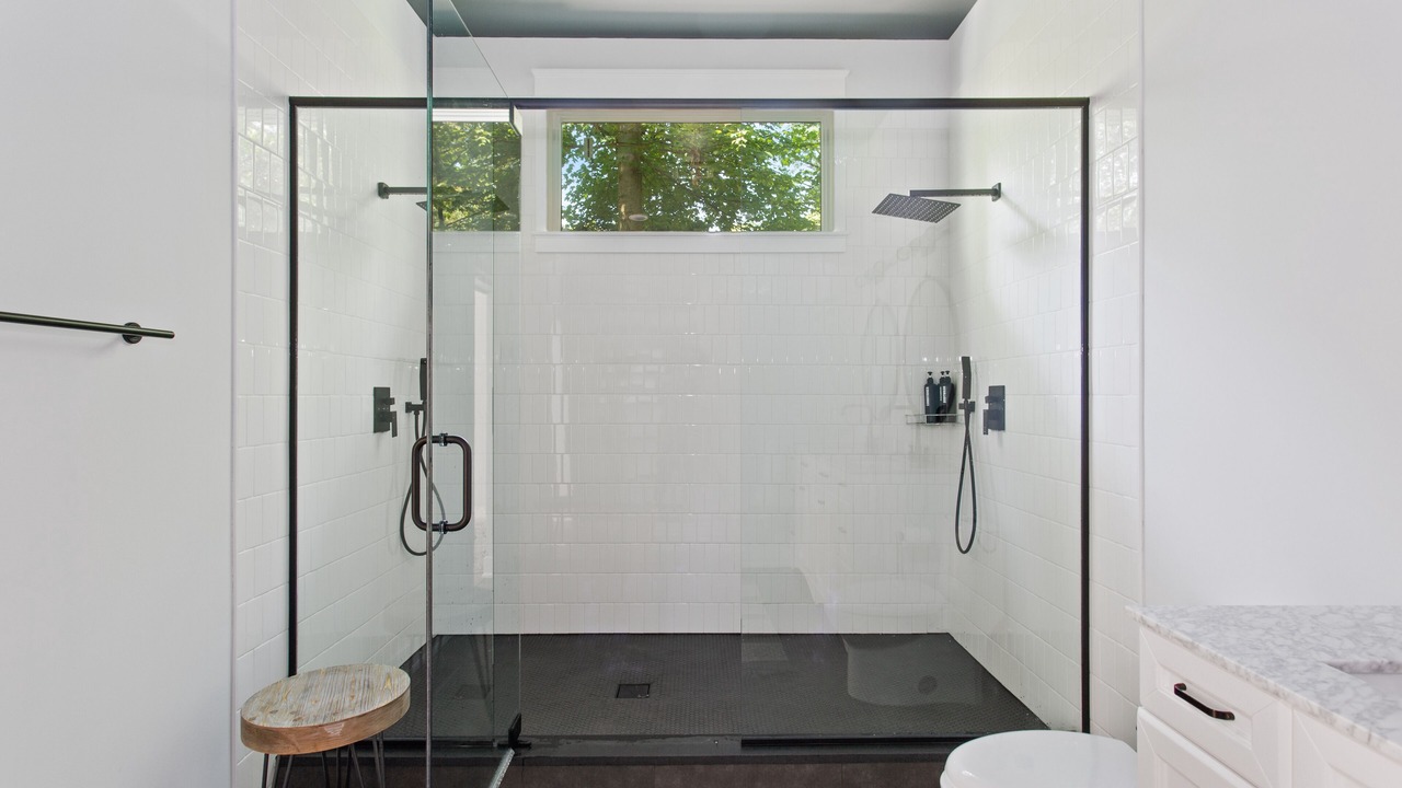 Photo of Bathroom in Union Pier