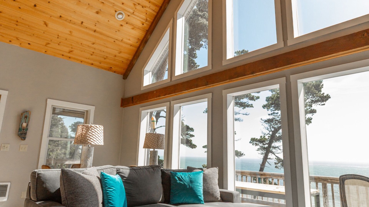 Photo of Livingroom in Gold Beach