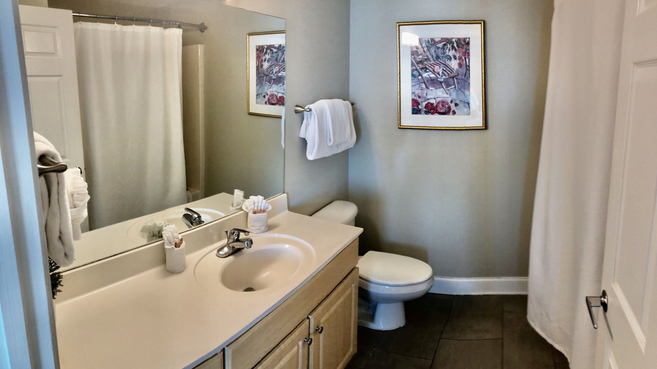 Photo of Bathroom in Gulf Shores