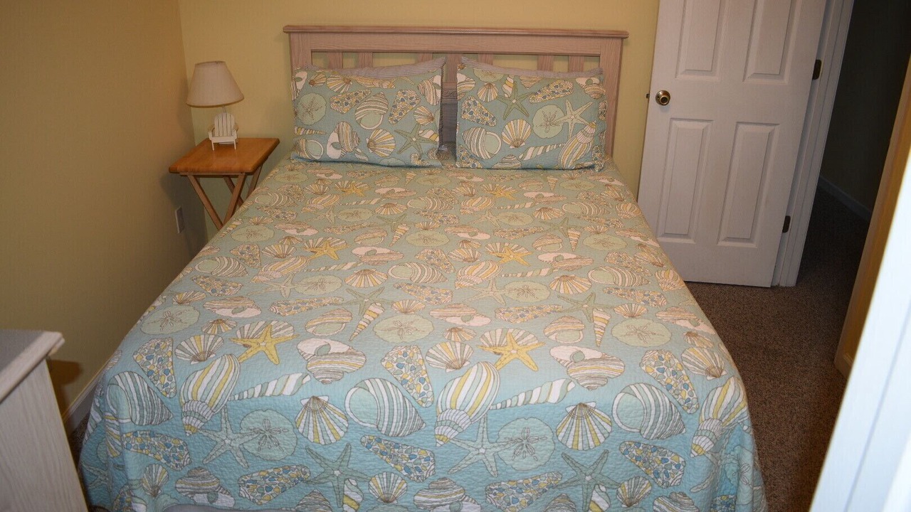 Photo of Bedroom in Surfside Beach