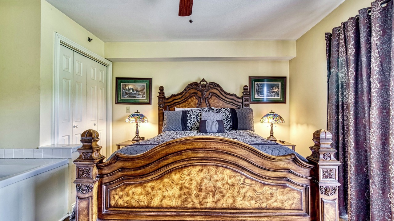 Photo of Bedroom in Pigeon Forge