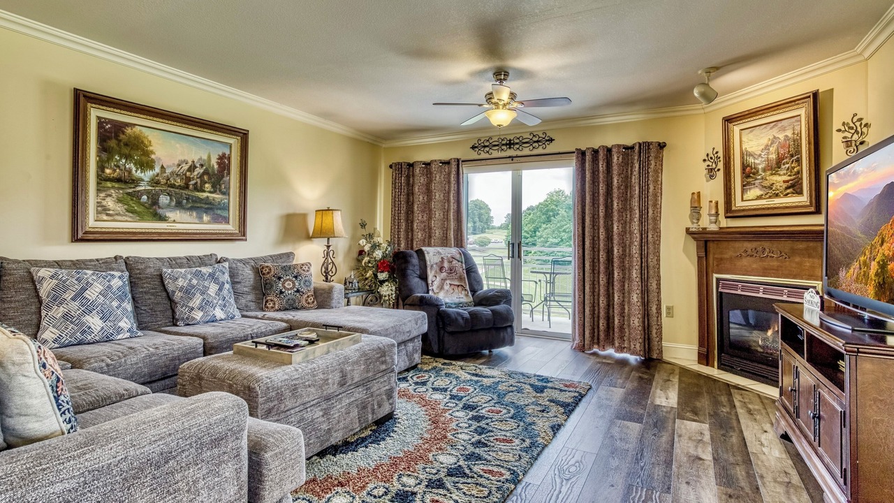 Photo of Livingroom in Pigeon Forge