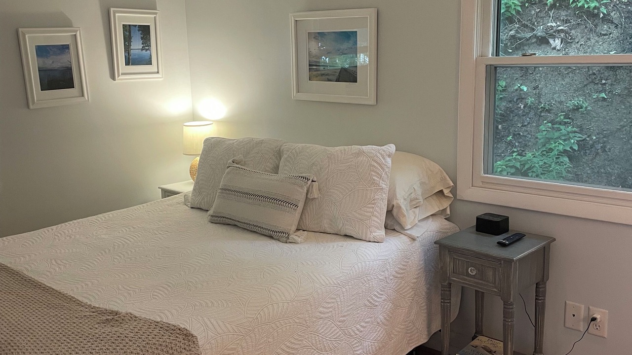 Photo of Bedroom in Skaneateles