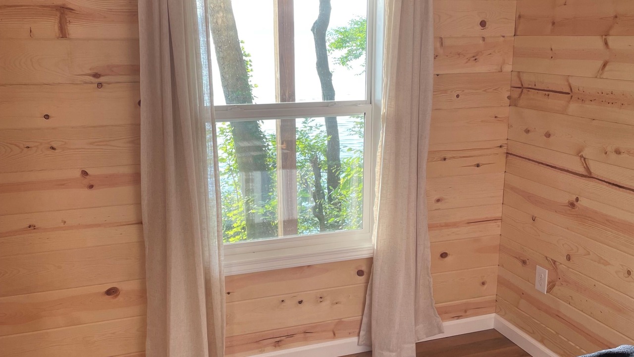 Photo of Bedroom in Skaneateles
