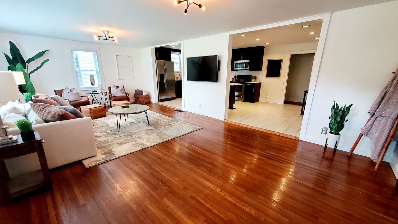 Photo of Livingroom in Woodbine