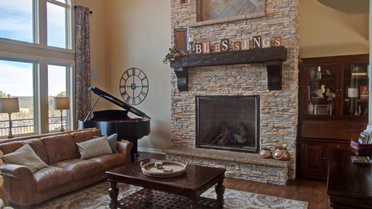 Photo of Livingroom in Monument