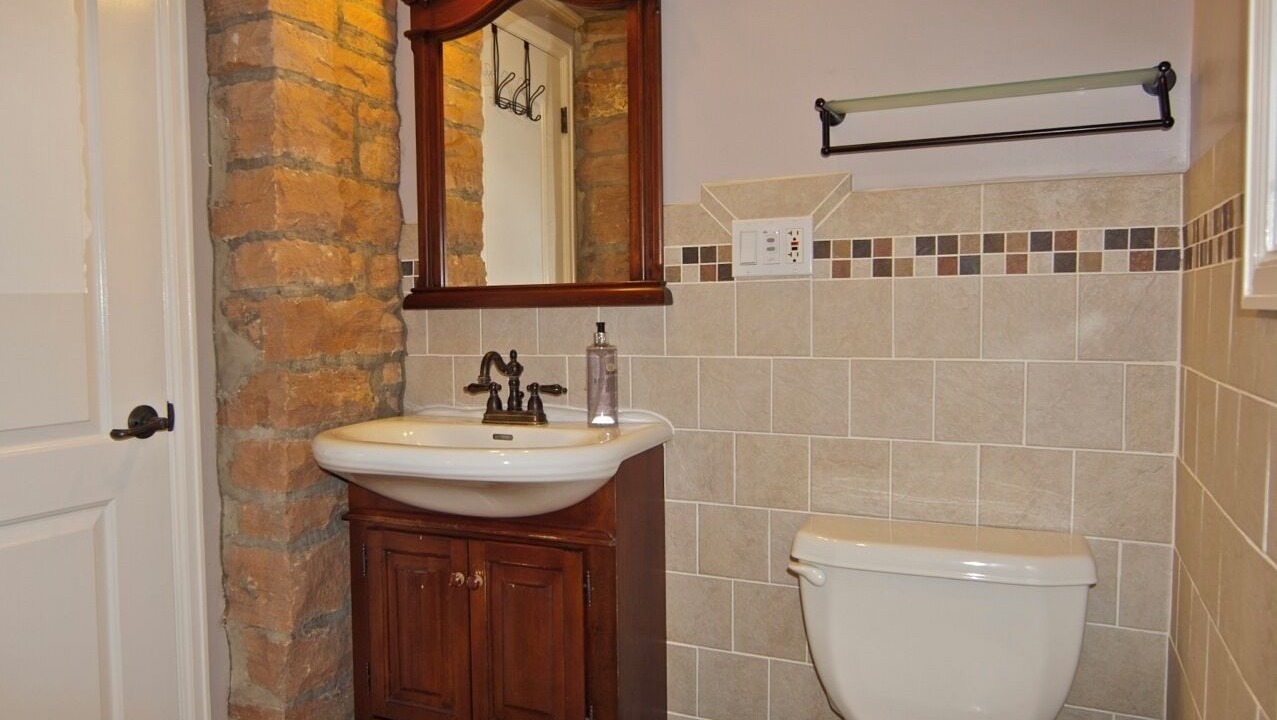 Photo of Bathroom in Central Boulder