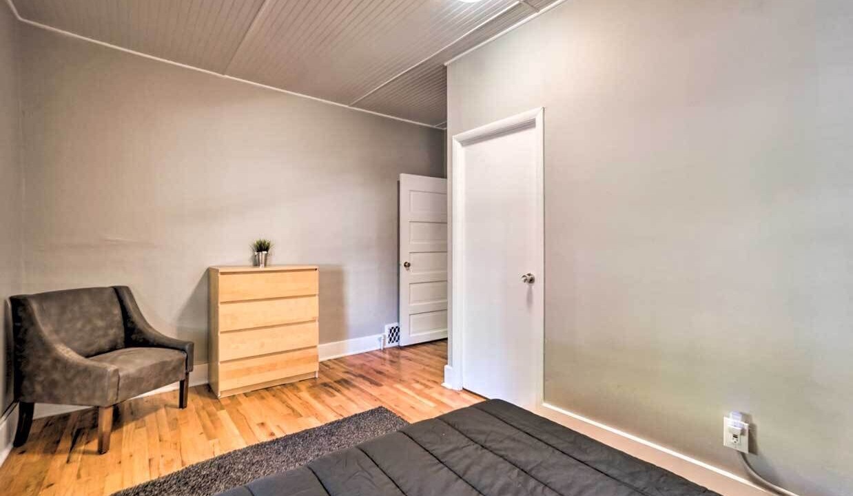 Photo of Bedroom in University Park