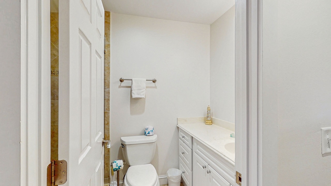 Photo of Bathroom in Shipyard Plantation