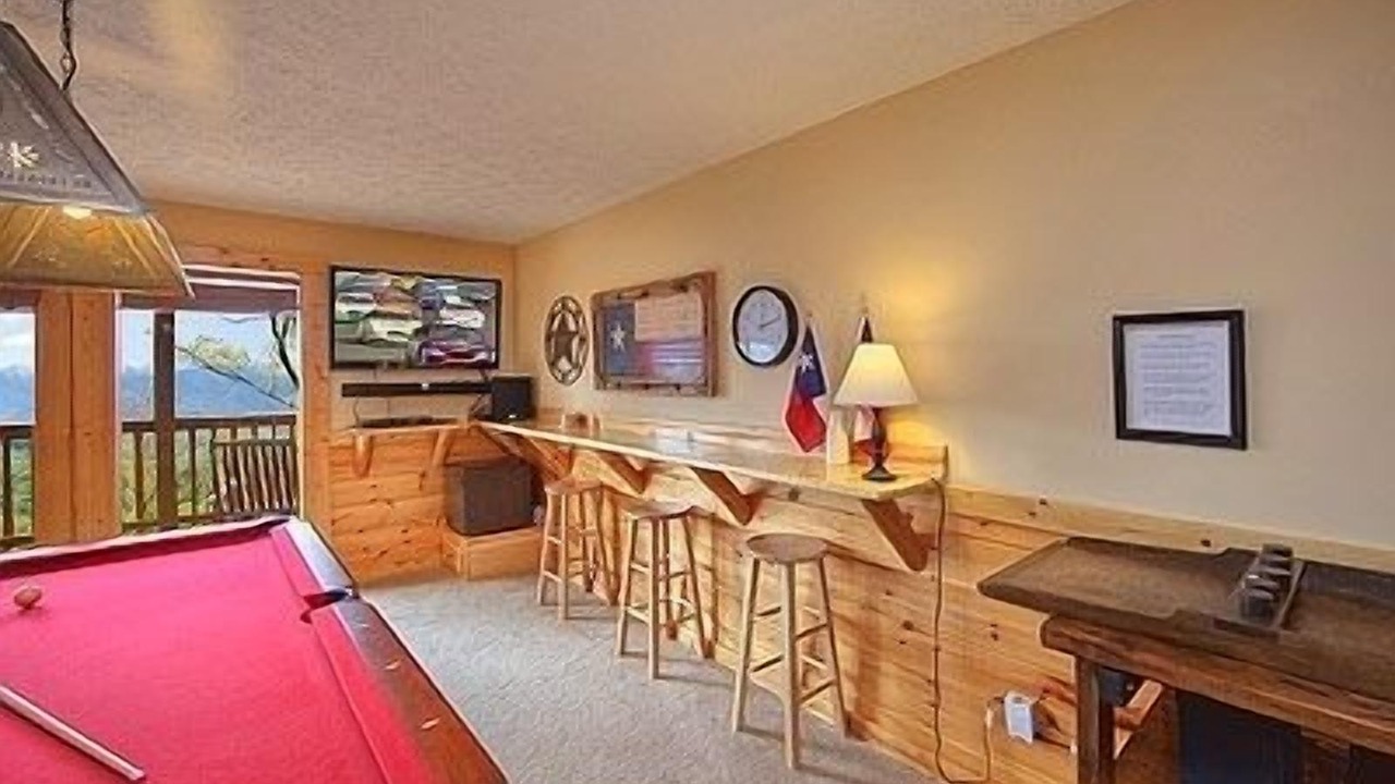 Photo of Bedroom in Black Bear Falls