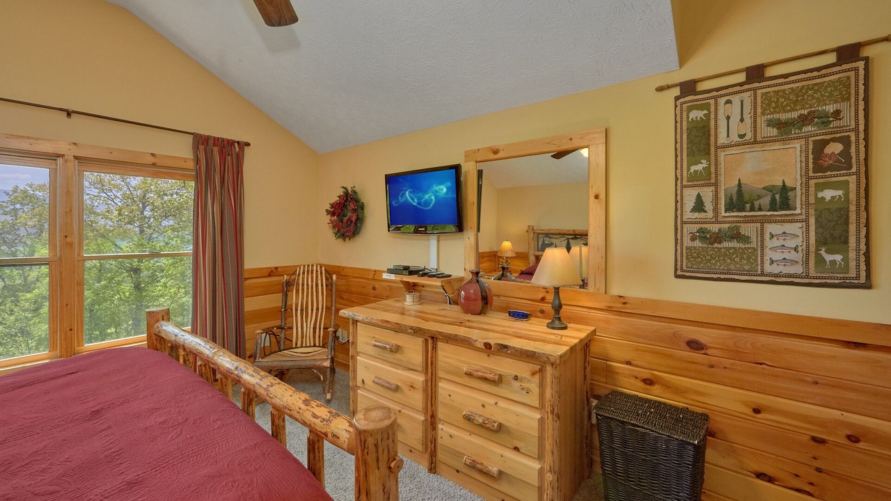 Photo of Bedroom in Black Bear Falls
