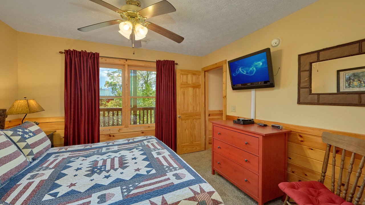 Photo of Bedroom in Black Bear Falls