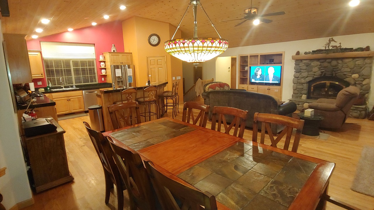 Photo of Livingroom in North Upper Truckee