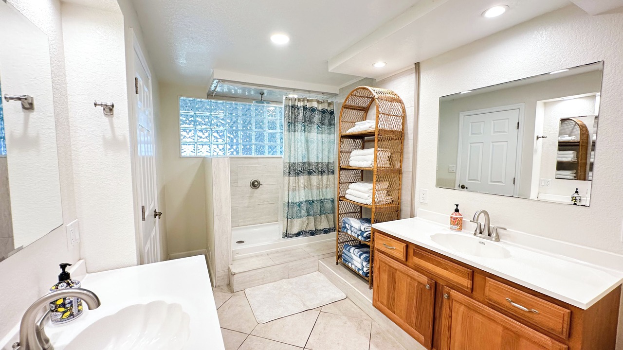 Photo of Bathroom in Cocoa Beach