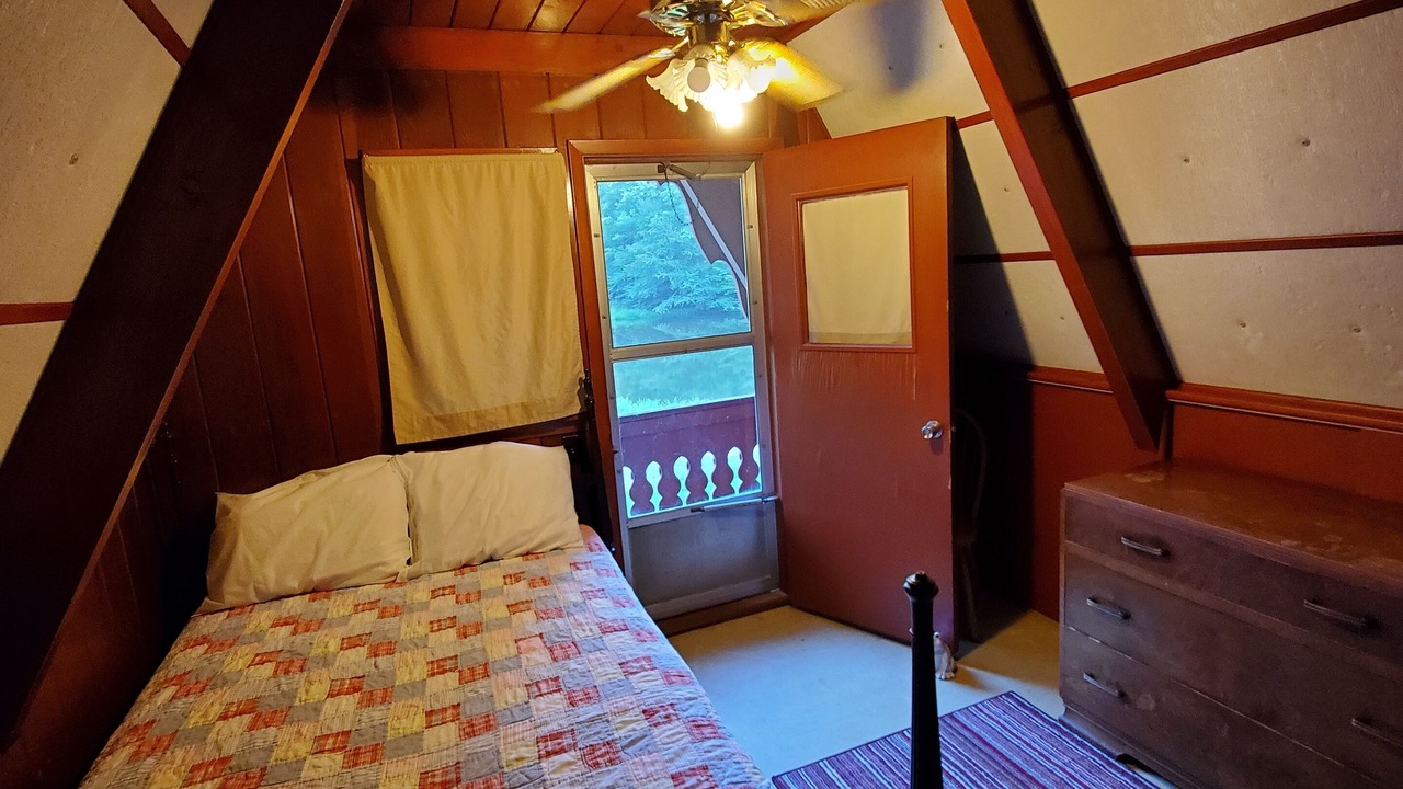 Photo of Bedroom in Genesee